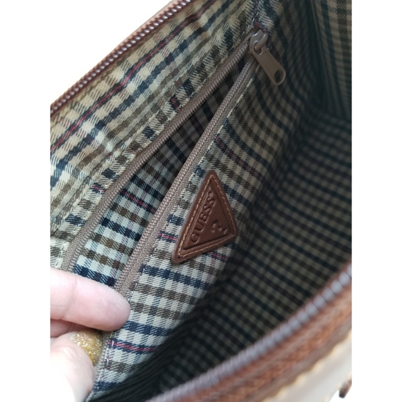 90s Vintage Guess Crossbody Purse - Picture 8 of 9